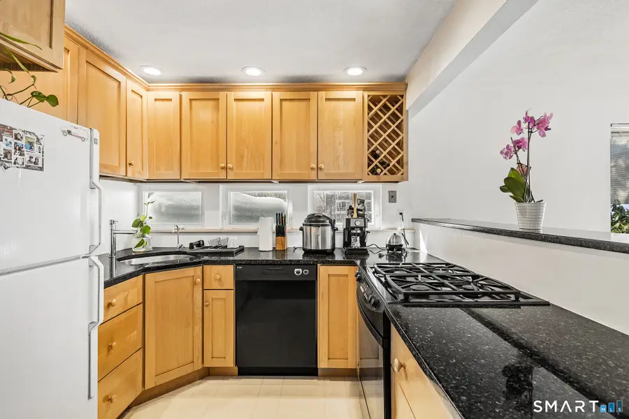 126 Hopmeadow Street #APT 3H, Simsbury, CT 06089 - #3