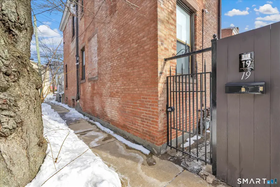 15 Hughes Place #15, New Haven, CT 06511 - #3