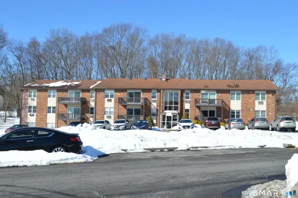 57 Balance Rock Road #APT 17, Seymour, CT 06483