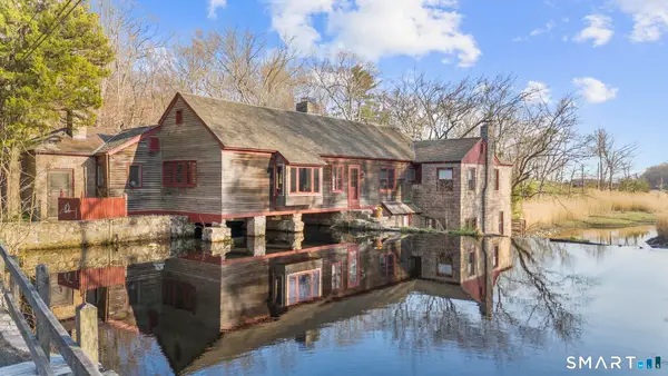 55 Sawmill Road, Branford, CT 06405