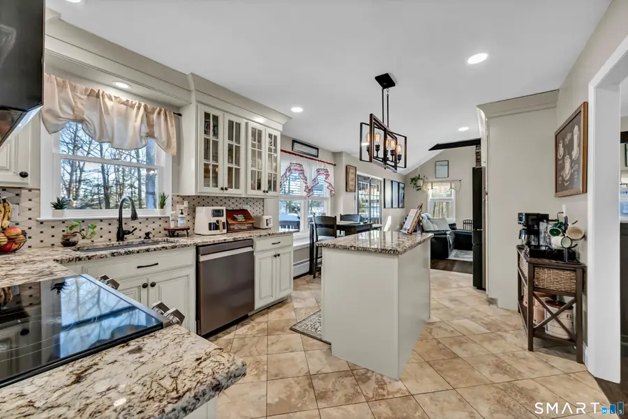 24 Colonial Ridge Drive, Gaylordsville, CT 06755 - Image #2