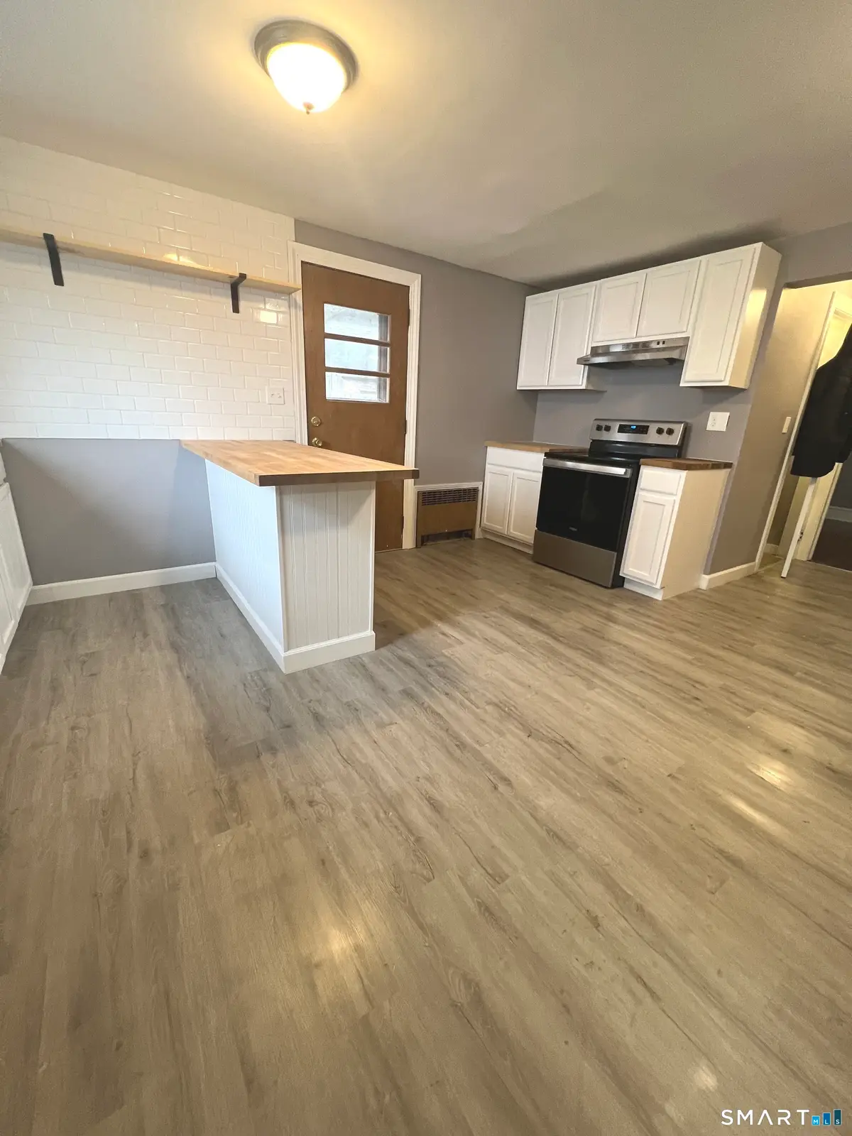 24 Saint Johns Street, Middletown, CT 06457 - Image #1