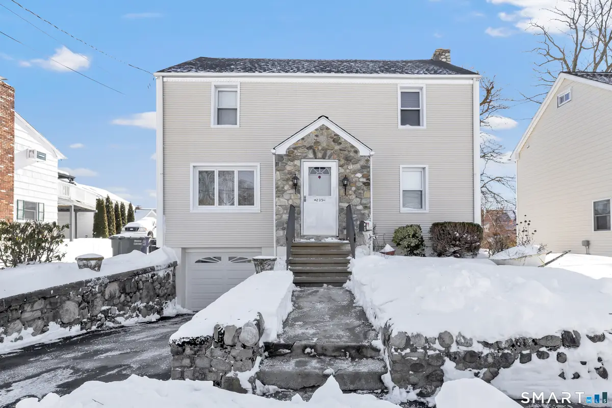 235 Burnsford Avenue, Bridgeport, CT 06606 - Image #1