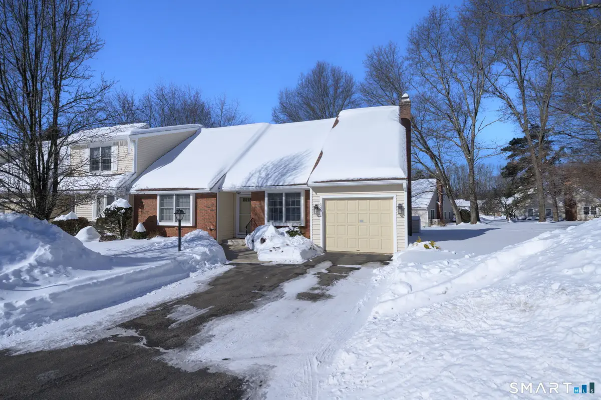 141 The Meadows #141, Enfield, CT 06082 - Image #1