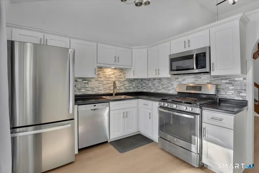 55 Cortland Way #55, Newington, CT 06111 - Image #2