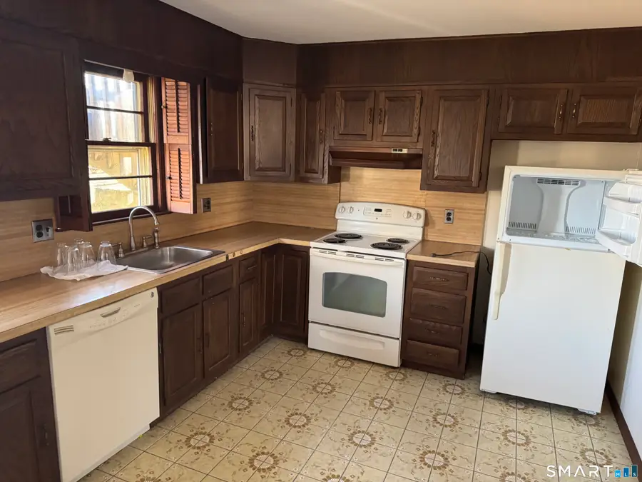 80 Coolidge Avenue, Stamford, CT 06906 - Image #2