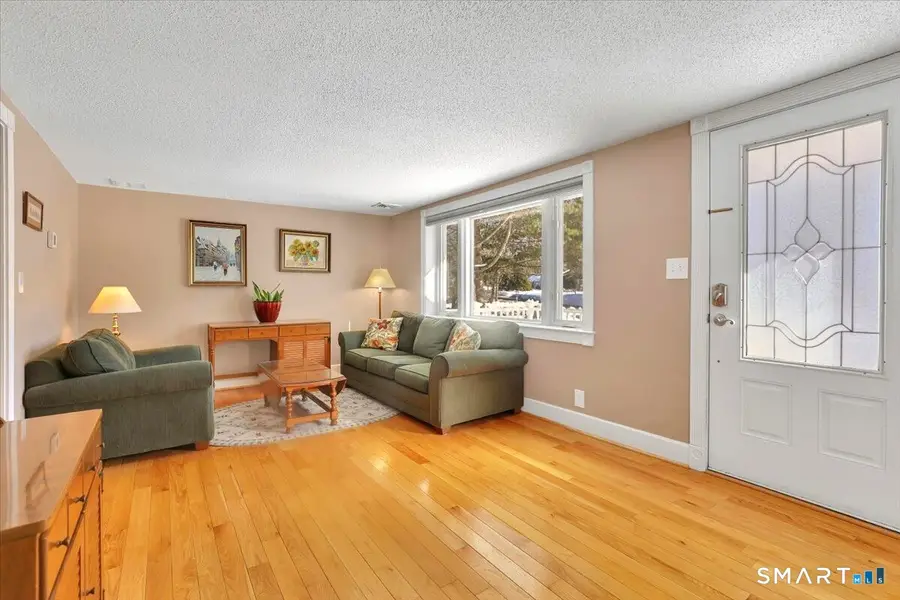 29 Lovely Street, Canton, CT 06019 - #3