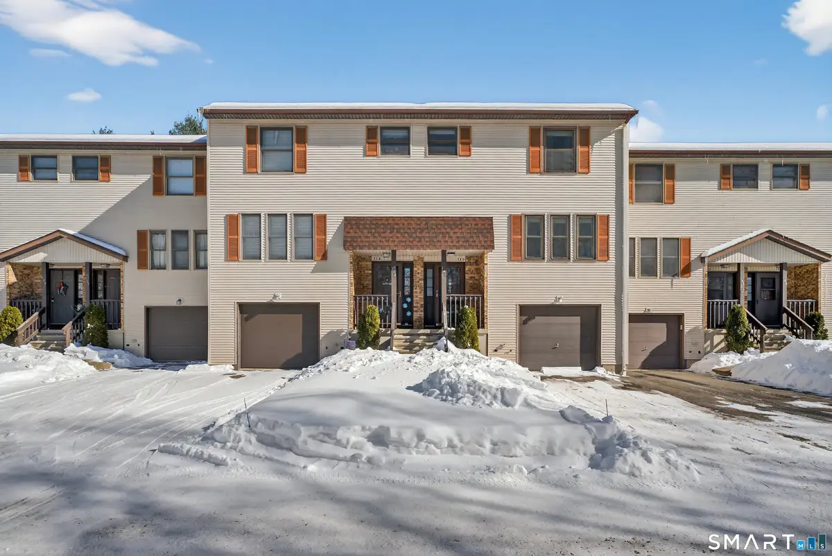 140 Barn Finch Circle #140, Naugatuck, CT 06770 - Image #1