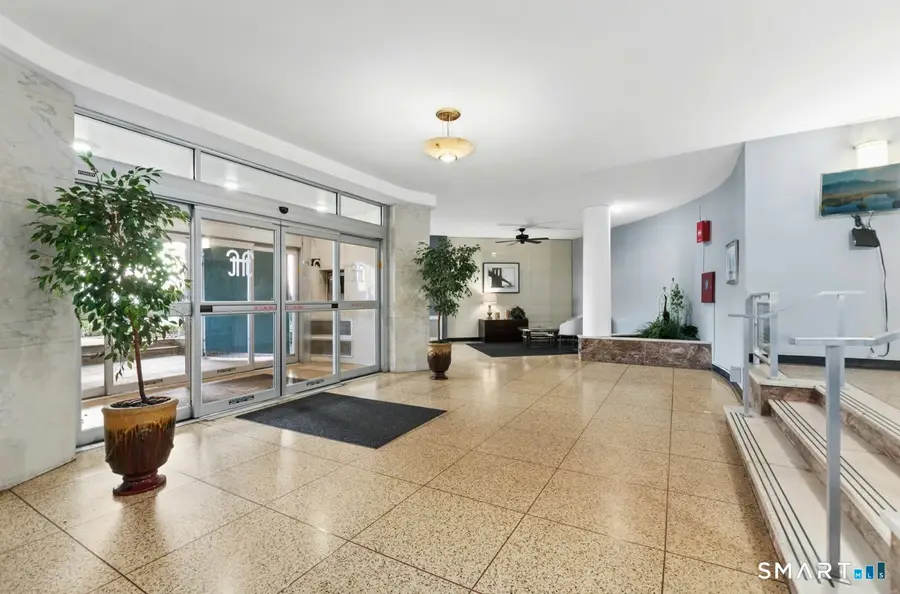 71 Strawberry Hill Avenue #APT 515, Stamford, CT 06902 - Image #3