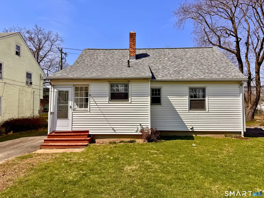 406 Oakwood Avenue, West Hartford, CT 06110 - #3