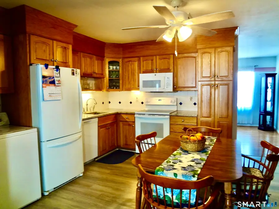 4 Beverly Drive, Ansonia, CT 06401 - #3