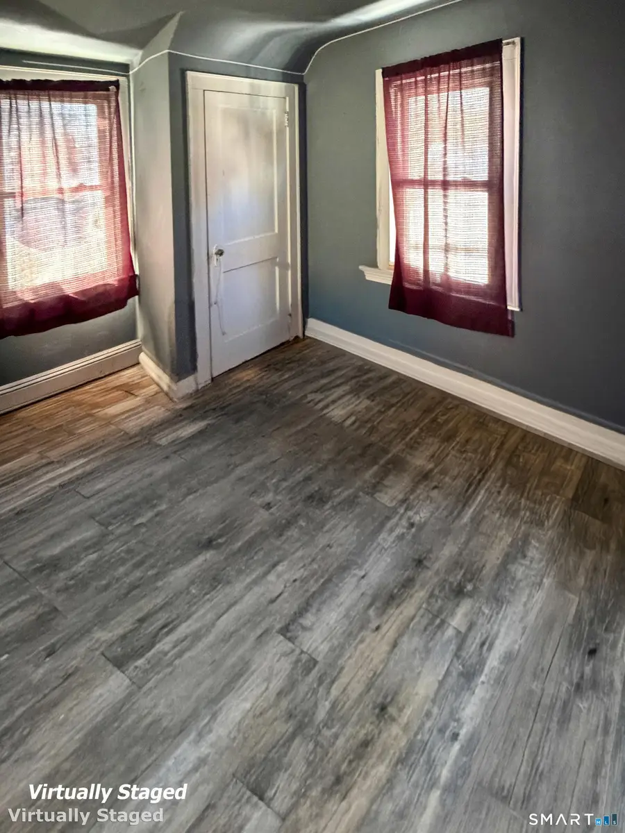 377 Jefferson Avenue, New London, CT 06320 - #3