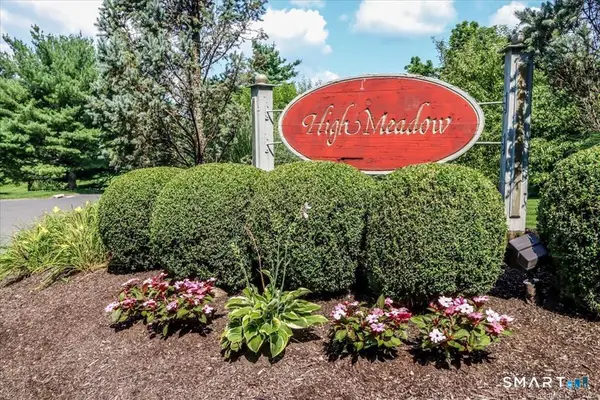 29 Ledgewood Drive #29, Brookfield, CT 06804