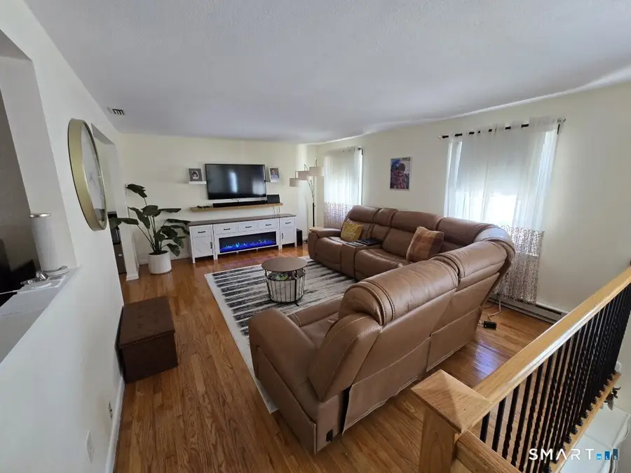 355 Redwood Lane, Cheshire, CT 06410 - #2