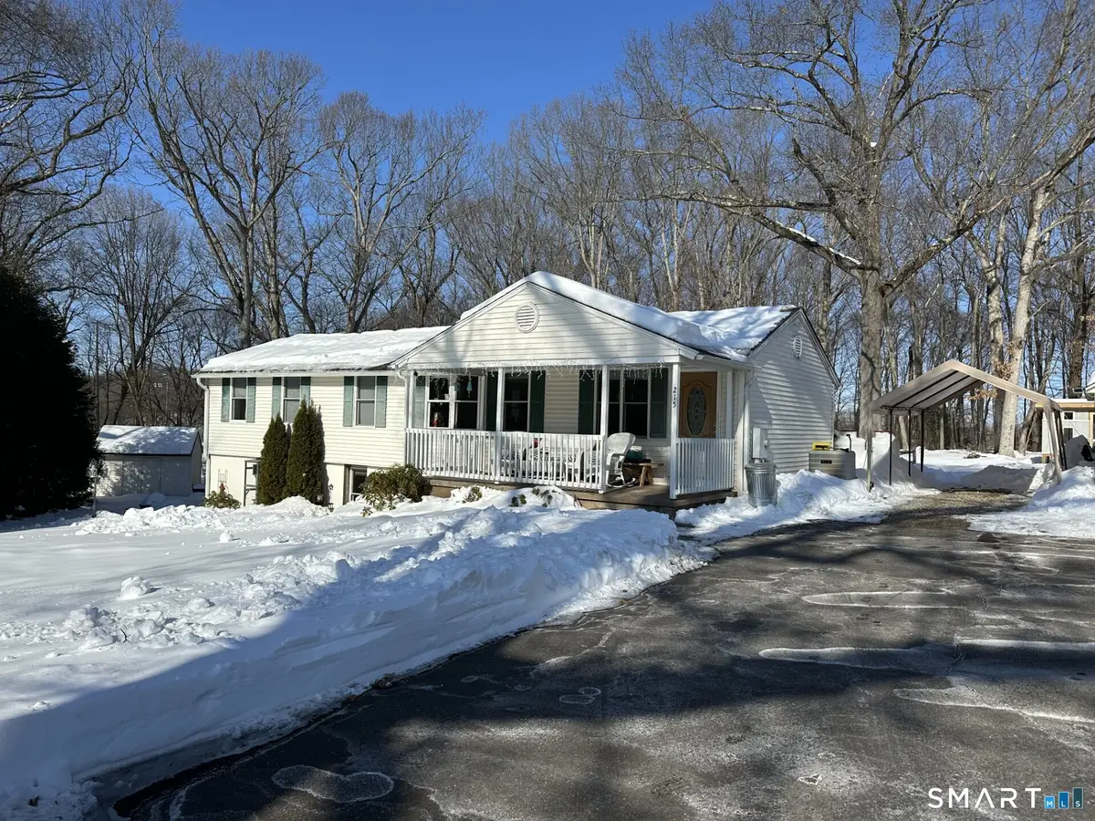 215 Spring Street, Manchester, CT 06040 - Image #1