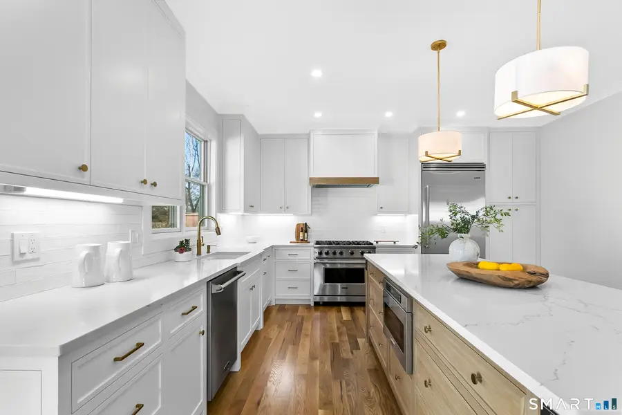 68 Figlar Avenue, Fairfield, CT 06824 - Image #2