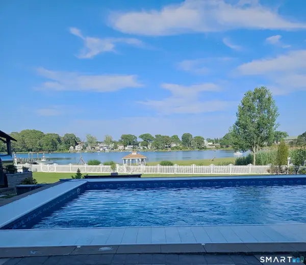 47 Oswegatchie Hills Road, East Lyme, CT 06357