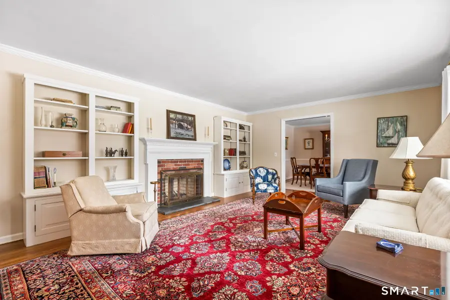 15 Lindencrest Drive, Danbury, CT 06811 - #3