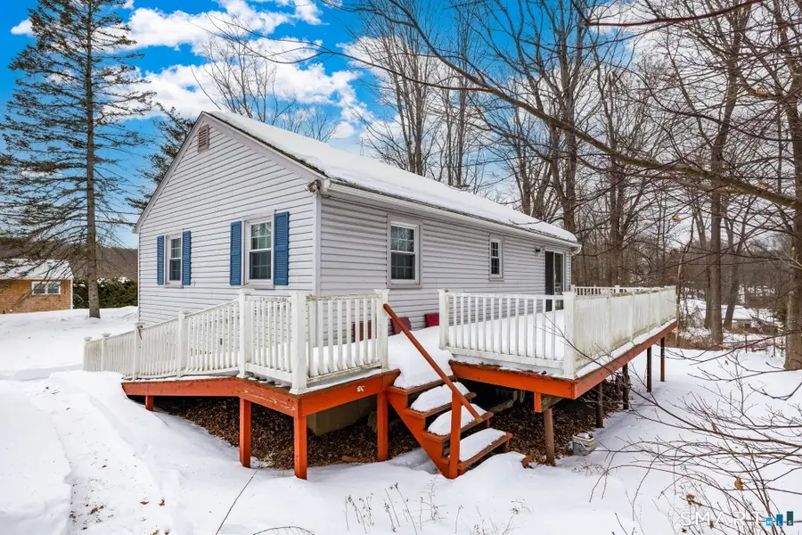 411 Bennetts Farm Road, Ridgefield, CT 06877 - Image #2