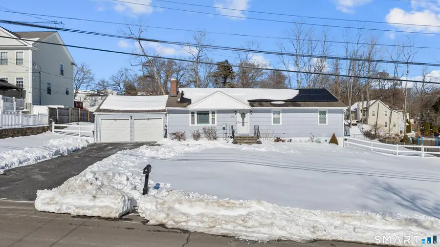 240 Valley Avenue, Bridgeport, CT 06606 - #3