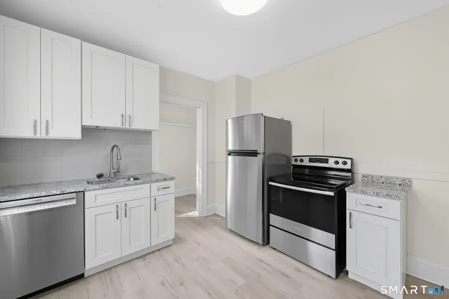 89 Maplewood Avenue, West Hartford, CT 06119 - Image #3