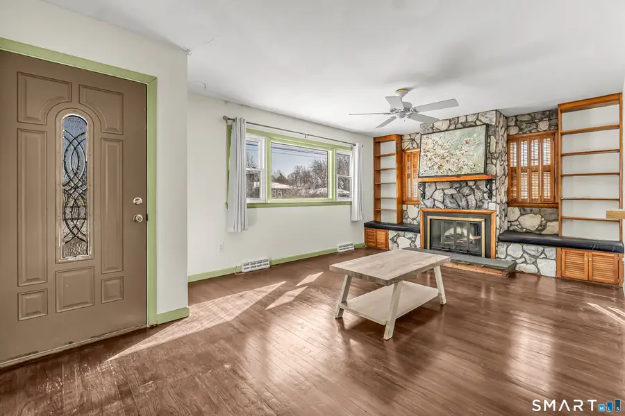 86 Roosevelt Avenue, West Haven, CT 06516 - Image #2