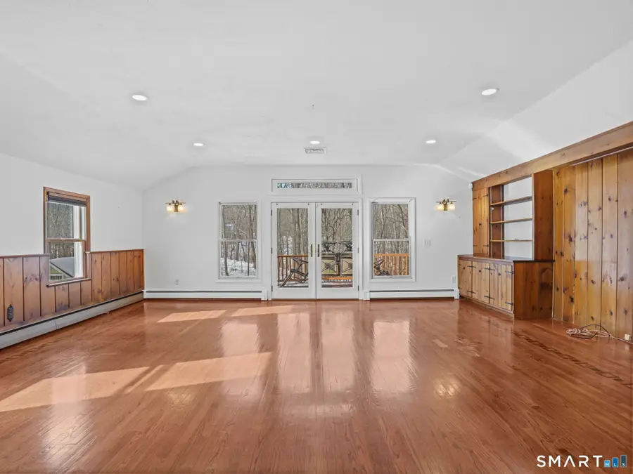 37 Glen Avenue, Norwalk, CT 06850 - #3