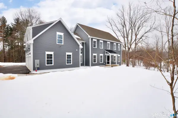 2 Brentwood, East Granby, CT 06026