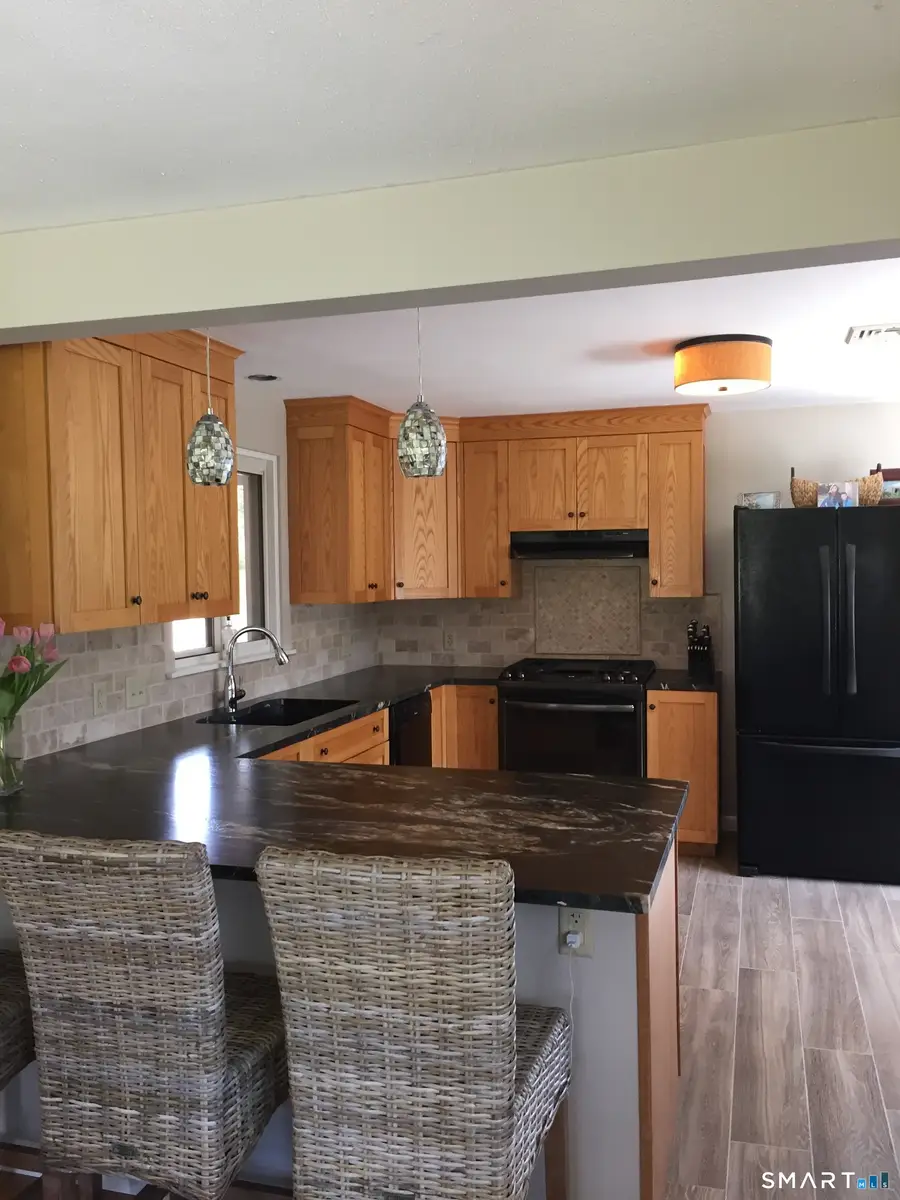 130 Parkway South, New London, CT 06320 - #3