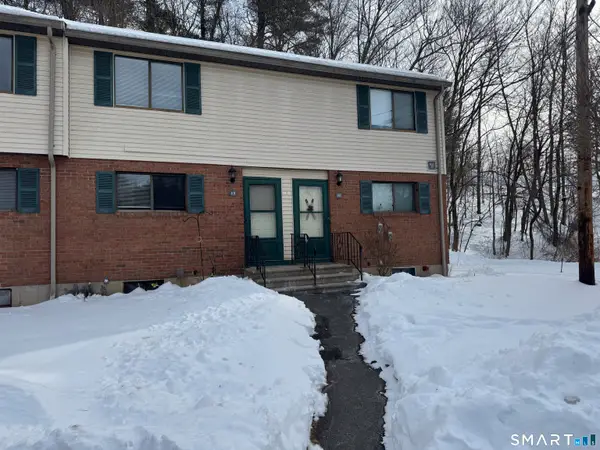 39 Horton Hill Road #10I, Naugatuck, CT 06770