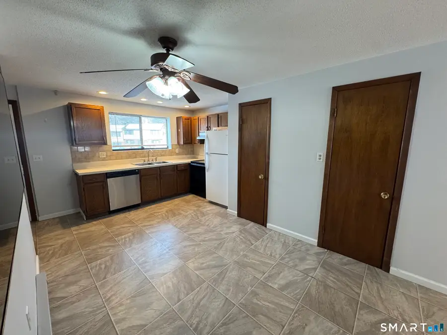 39 Horton Hill Road #10I, Naugatuck, CT 06770 - Image #3