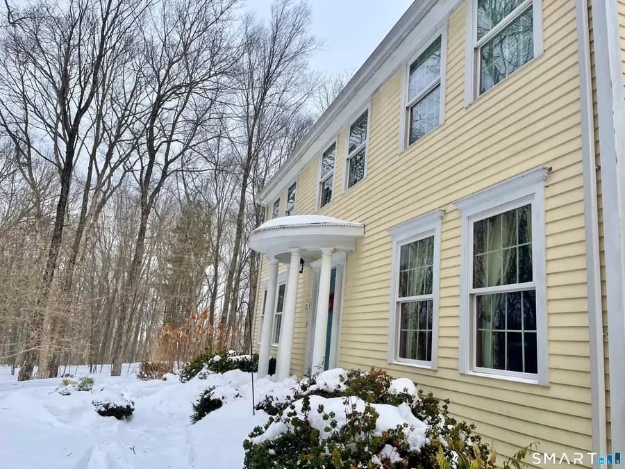 16 Jonathan Drive, Roxbury, CT 06783 - #2