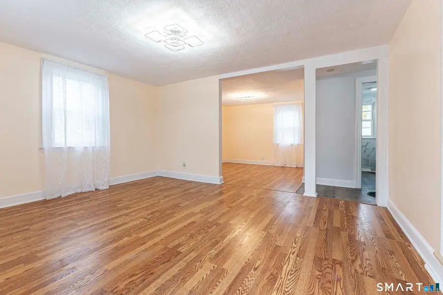 83 Stone Street, Hartford, CT 06106 - #2