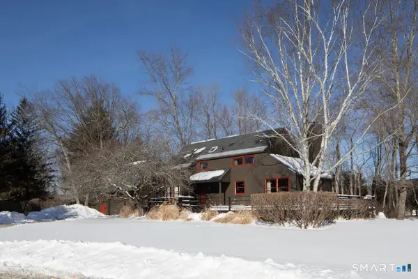 11 Deerfield Road, Salisbury, CT 06039