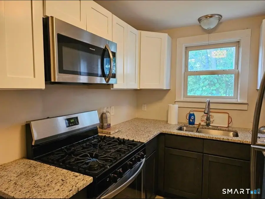 13 Lockwood Terrace, West Hartford, CT 06119 - #3