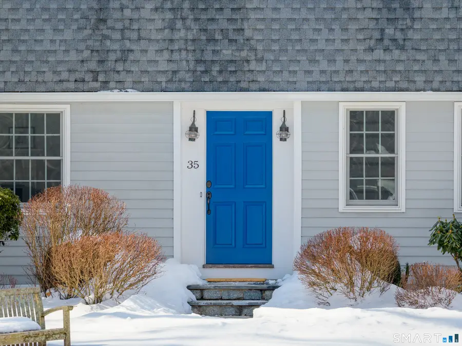 35 Joanne Lane, Weston, CT 06883 - #2