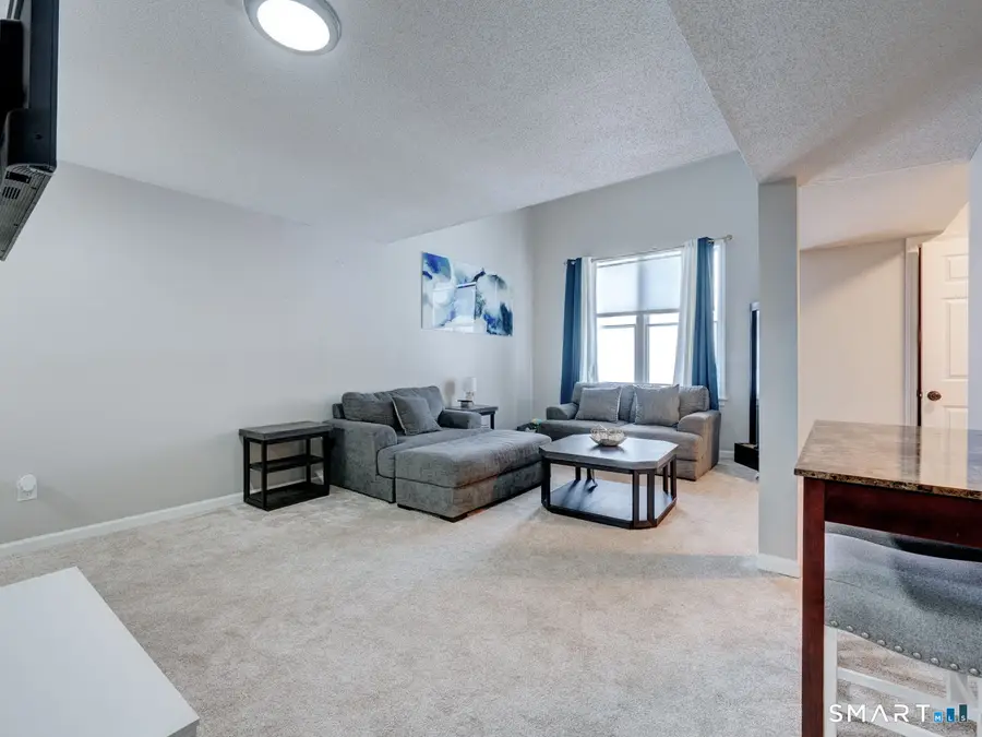 11 Concorde Way #B2, Windsor Locks, CT 06096 - Image #2