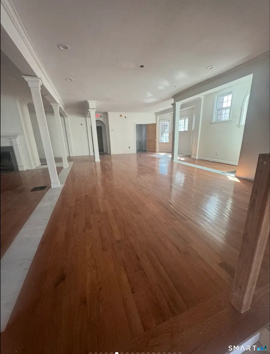 817 Albany Avenue, Hartford, CT 06112 - #3