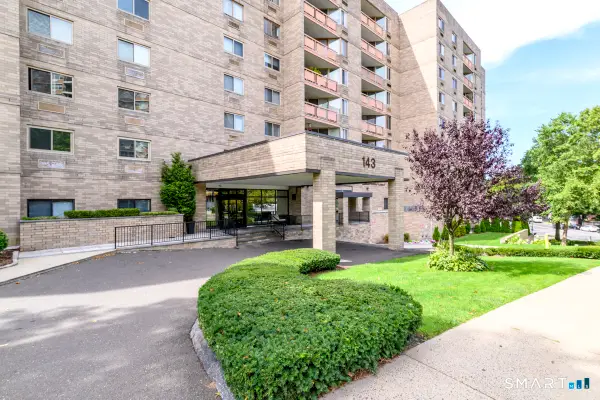 143 Hoyt Street #APT 3K, Stamford, CT 06905