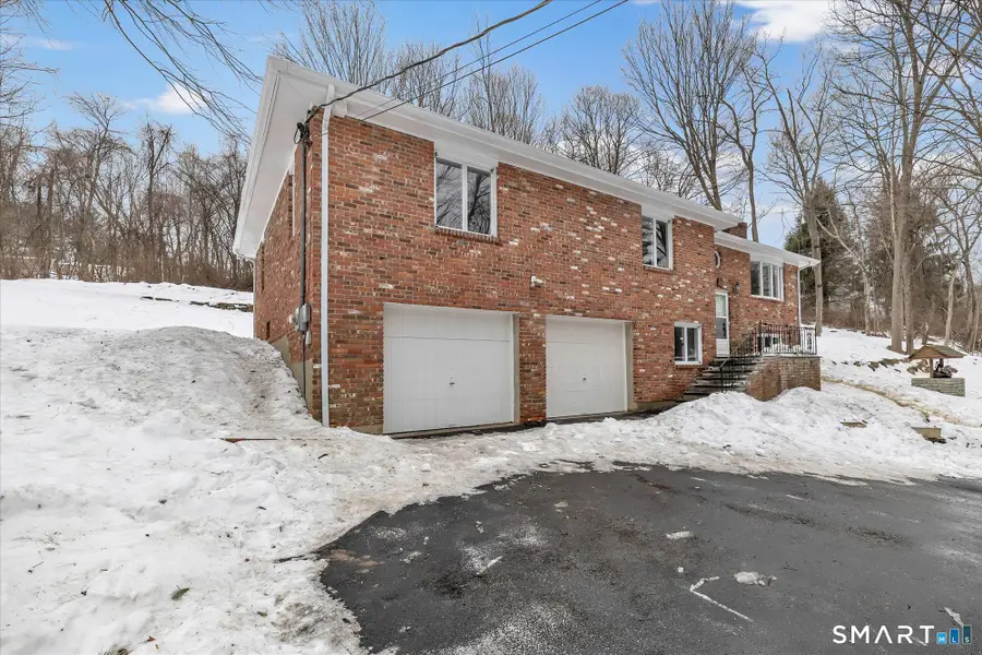 176 Strobel Road, Trumbull, CT 06611 - #3