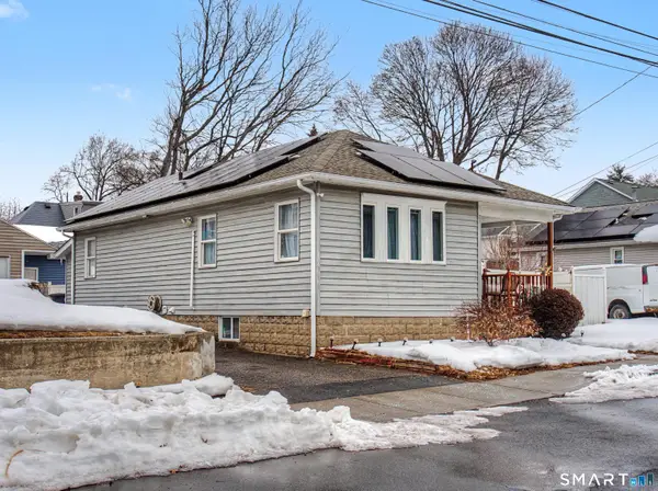 21 Matthews Street, Milford, CT 06460