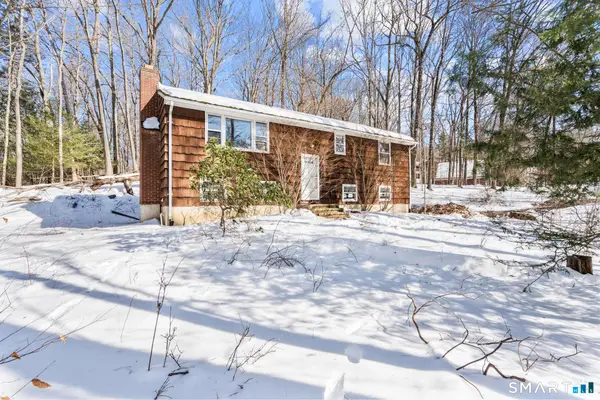 9 New Light Drive, Danbury, CT 06810