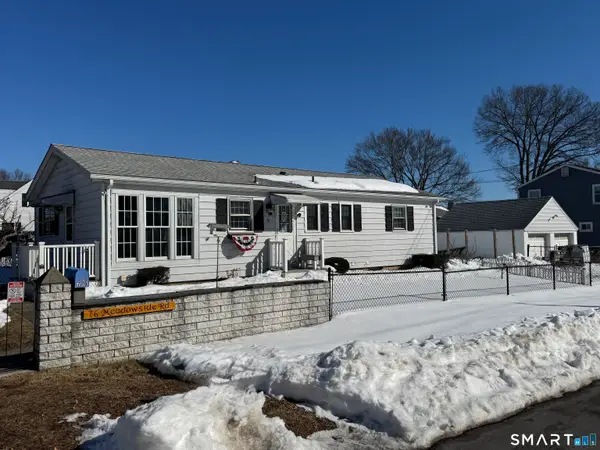 76 Meadowside Road, Milford, CT 06460