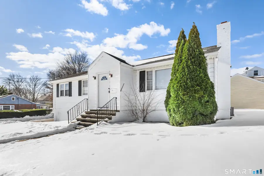 95 Alexander Avenue, Bridgeport, CT 06606 - #2