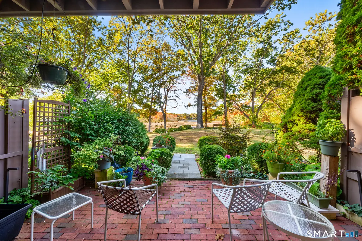 85 River Road #L4, Essex, CT 06426 - #1