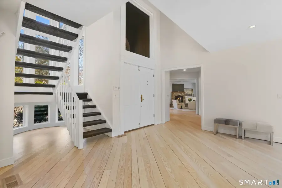 32 Buttonball Lane, Weston, CT 06883 - #3