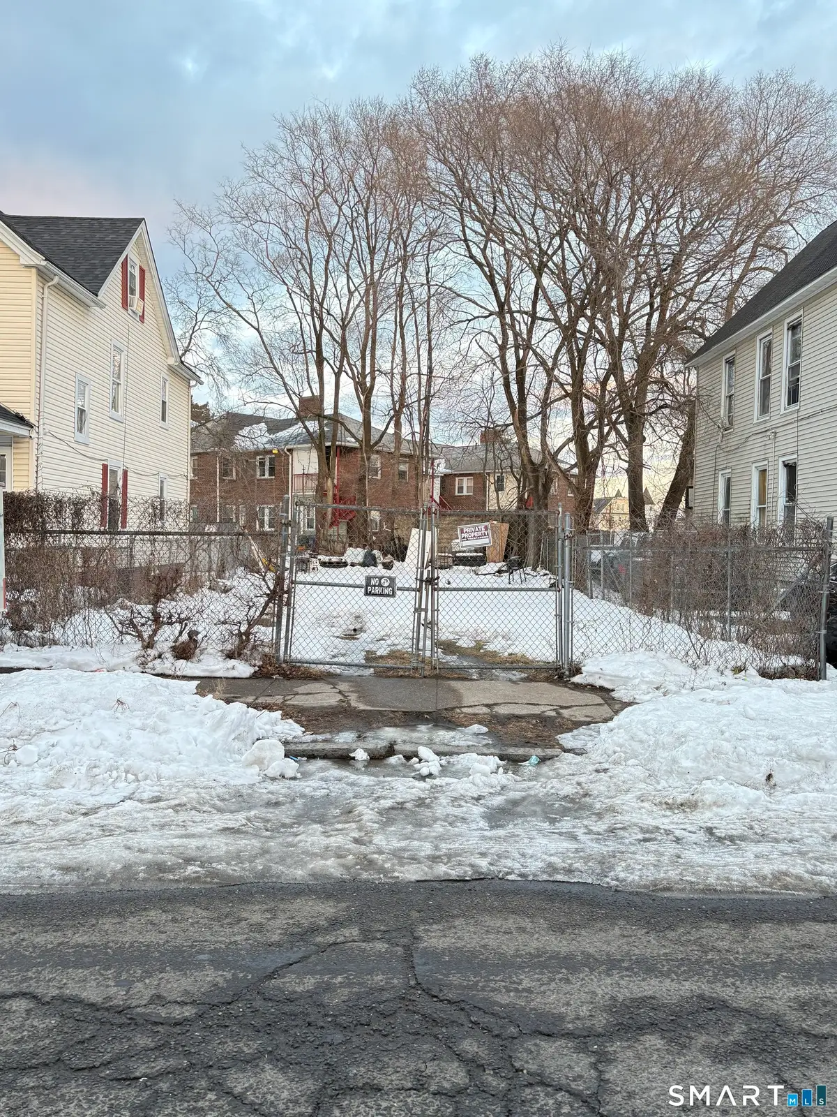 202 Hewitt Street, Bridgeport, CT 06607 - #1