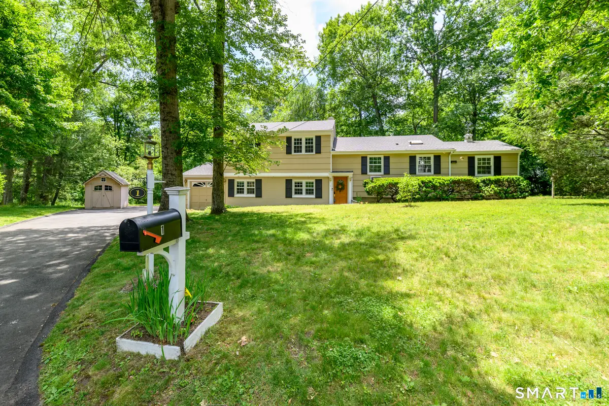 1 Little John Lane, Stamford, CT 06907 - #1