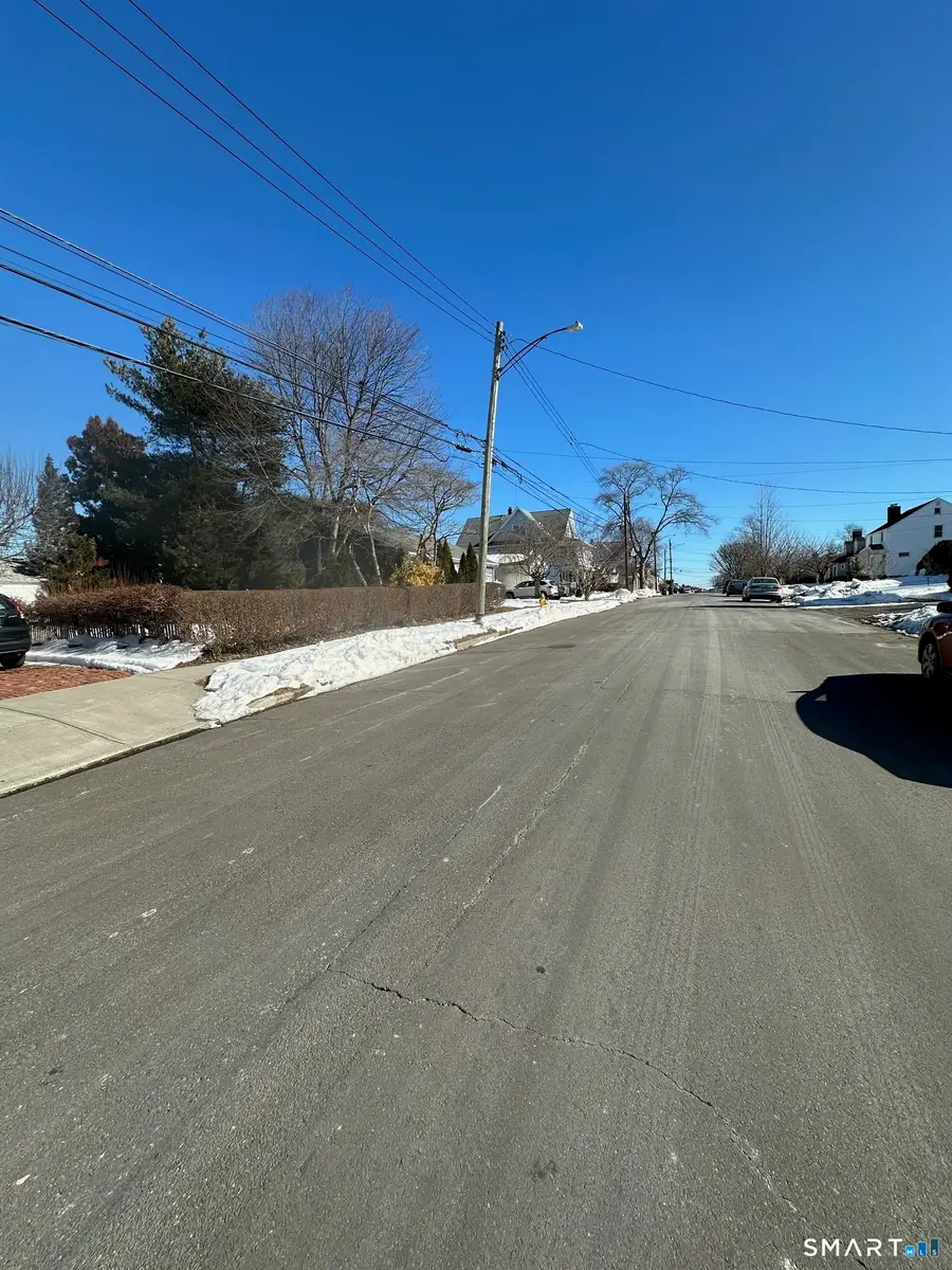 315 Seaside Avenue, Bridgeport, CT 06605 - #3