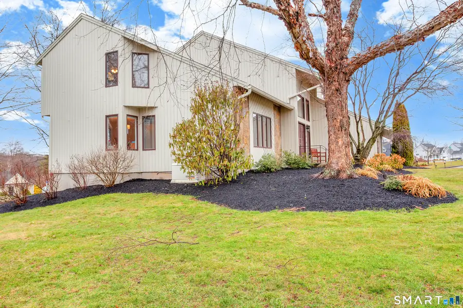 8 Lomartra Lane, Branford, CT 06405 - #3